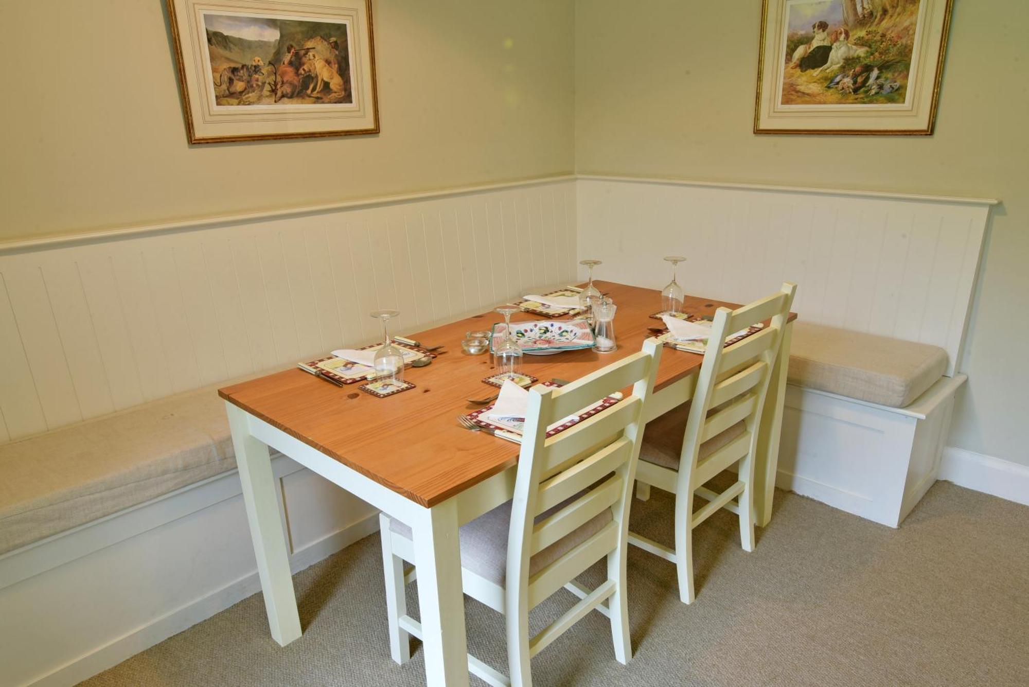 Chesthill Gardeners Cottage מראה חיצוני תמונה